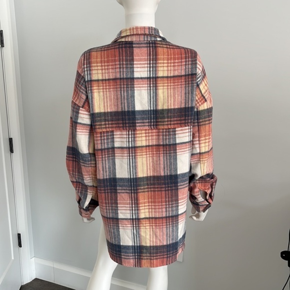 Acoa oversized wool blend plaid shacket - Picture 5 of 7